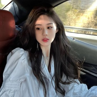 男性新娘子